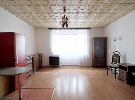 Pronájem bytu, 1+kk, 35 m²