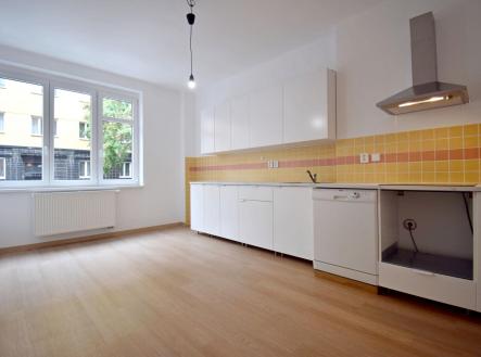 Pronájem bytu, 2+1, 70 m²