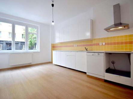 Pronájem bytu, 2+1, 70 m²