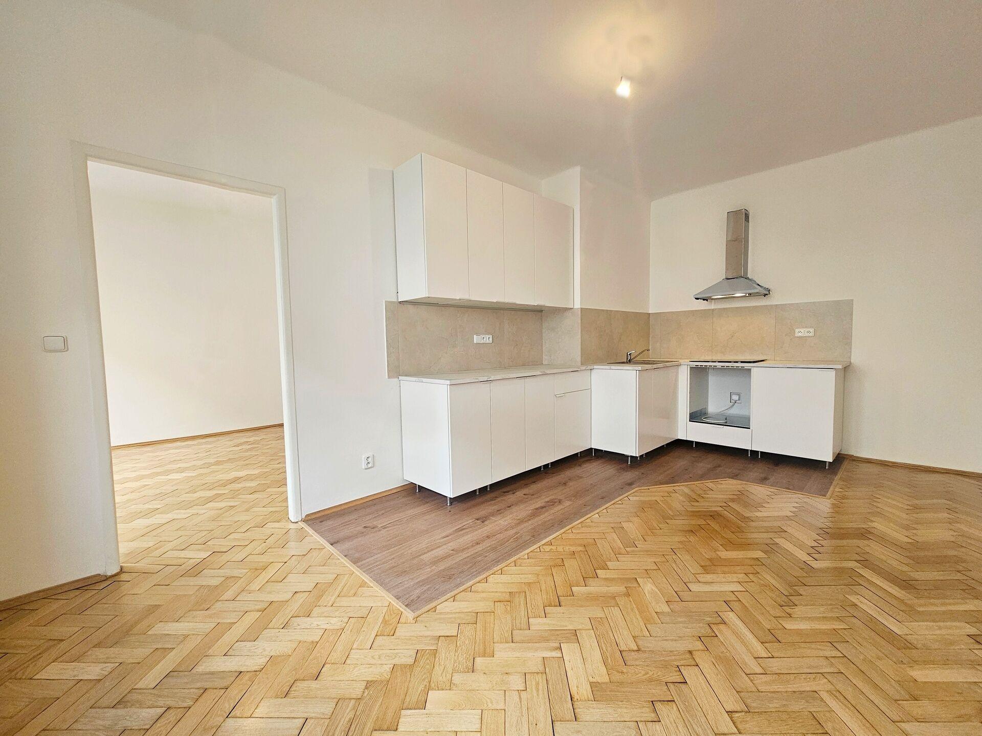 3+kk/B po rekonstrukci, Přemyslovská ulice, Praha 3 Žižkov