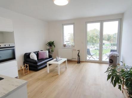 Pronájem bytu, 1+kk, 32 m²