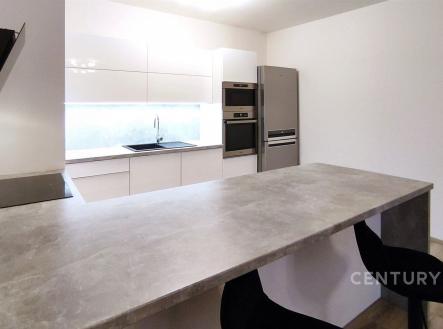 Pronájem bytu, 2+kk, 61 m²