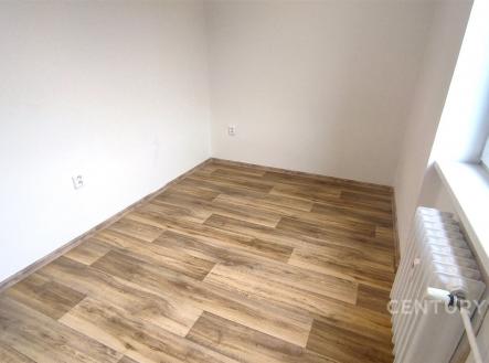 Pronájem bytu, 1+1, 37 m²