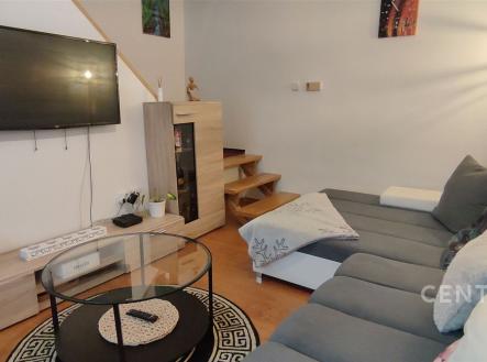 Pronájem domu/vily, 80 m²