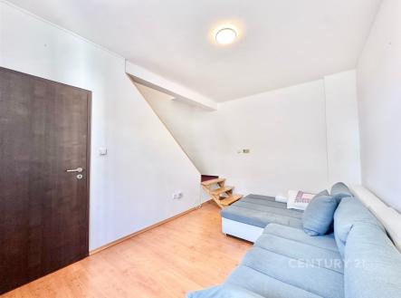 Pronájem domu/vily, 80 m²