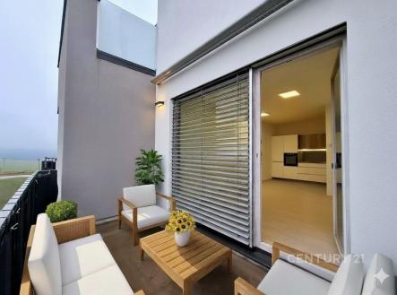 Pronájem bytu, 2+kk, 60 m²