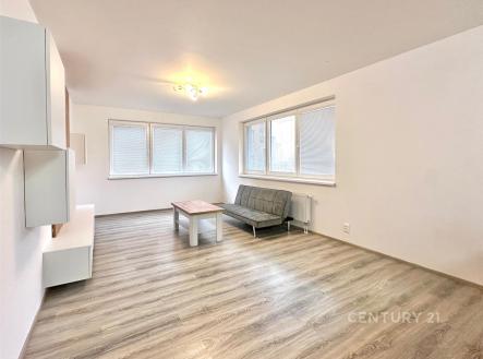 Pronájem bytu, 2+kk, 61 m²