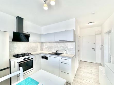 Pronájem bytu, 1+1, 35 m²