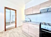 Pronájem bytu, 4+1, 75 m²