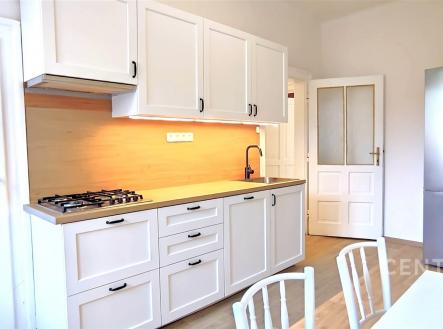 Pronájem bytu, 2+1, 96 m²