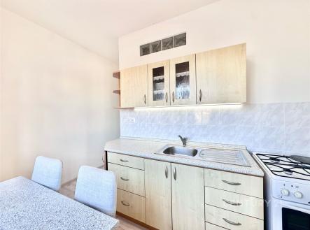 Pronájem bytu, 2+1, 56 m²