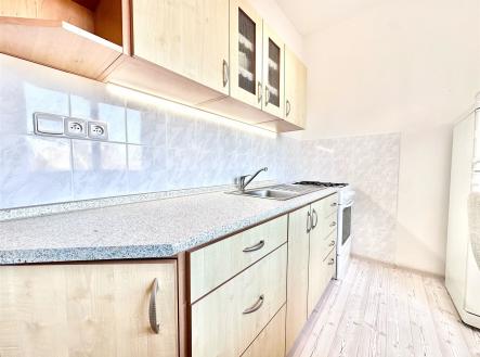 Pronájem bytu, 2+1, 56 m²