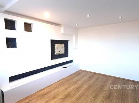 Pronájem bytu, 2+1, 56 m²