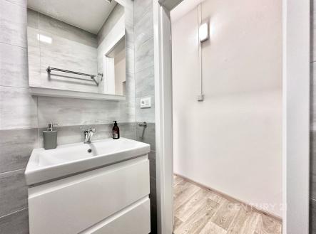 Pronájem bytu, 4+1, 75 m²
