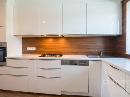 Pronájem bytu, 2+kk, 55 m²