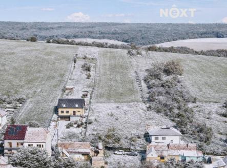 Prodej pozemku pro bydlení, 1 300 m²