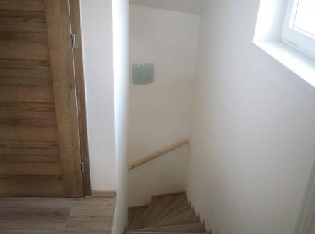Pronájem bytu, 2+kk, 48 m²