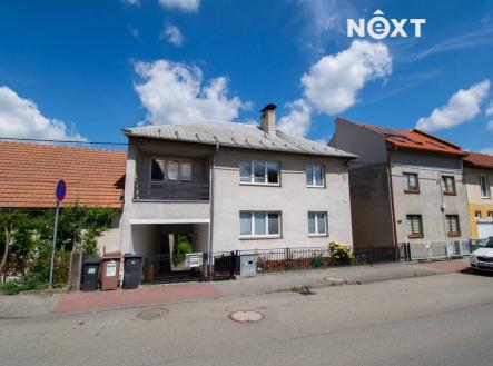 Pronájem bytu, 3+1, 110 m²