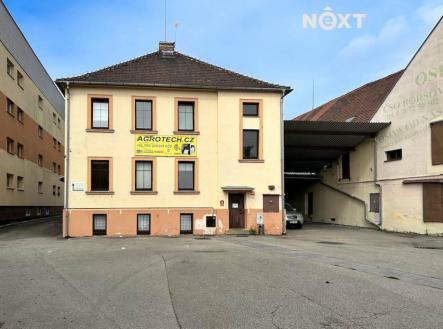 Pronájem komerčního objektu, sklad, 1 673 m²