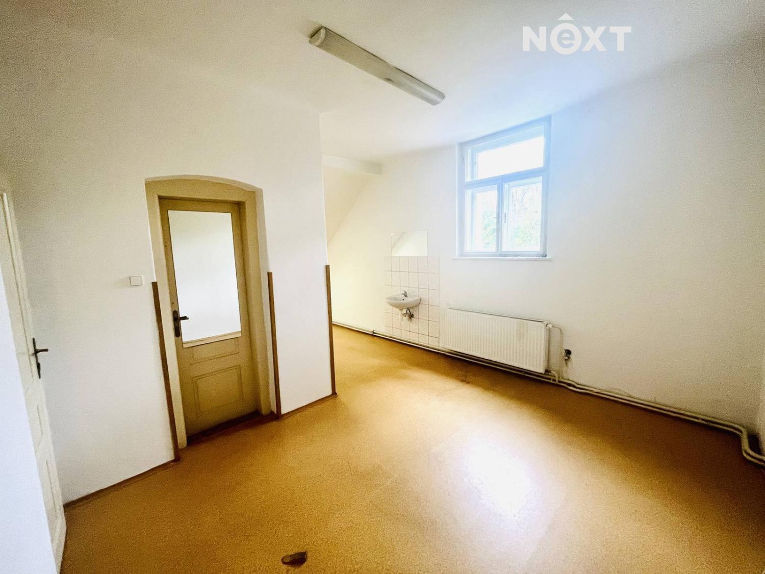 Pronájem komerční Obchodní prostory, 11㎡|Jihočeský kraj, Písek, Budějovické Předměstí, Nádražní 506/