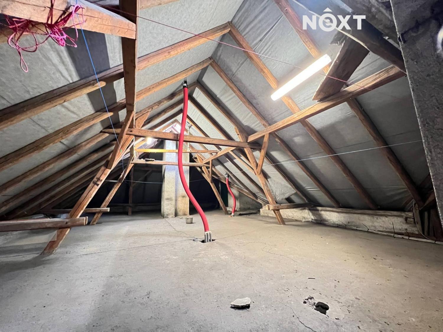 Prodej ostatní Půdní prostor, 135㎡