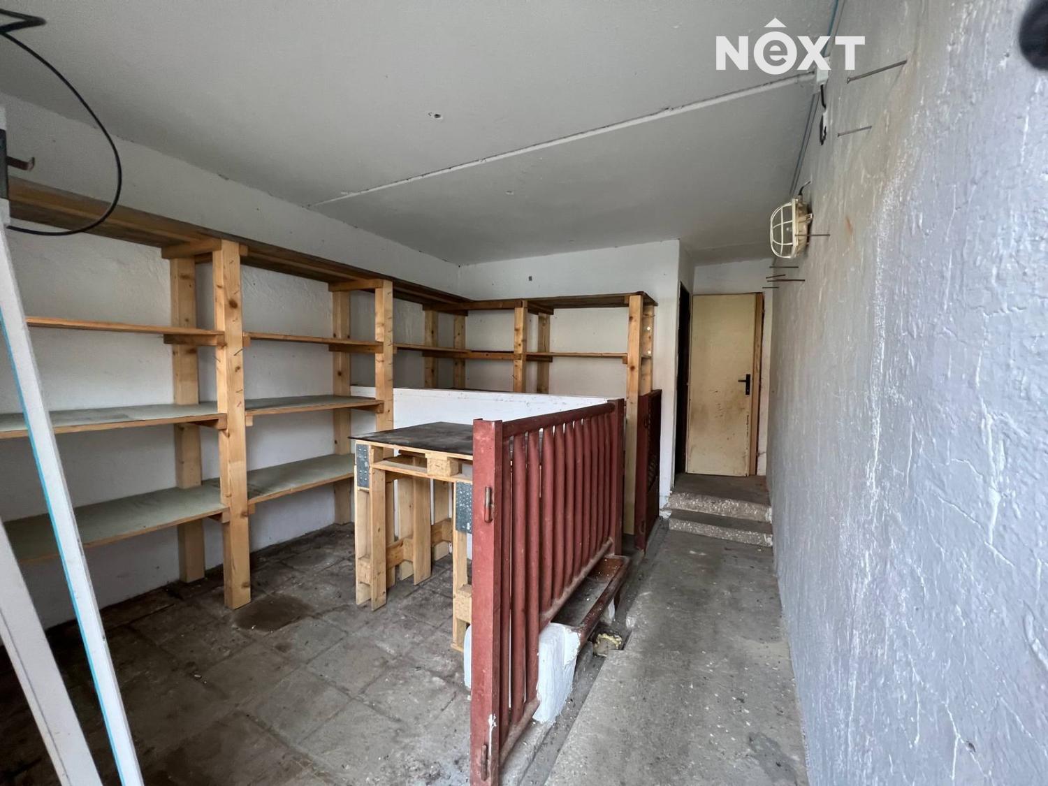 Prodej ostatní Garáž, 122㎡