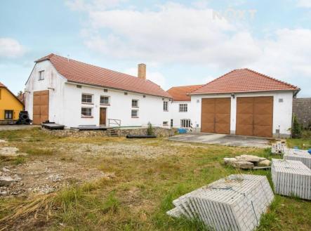 Prodej komerčního objektu, jiný, 1 749 m²