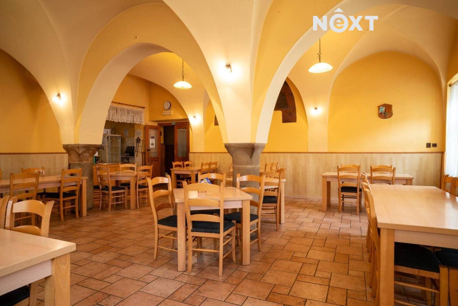 Prodej komerční Činžovní dům, 1 192㎡