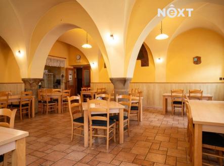 Prodej komerčního objektu, jiný, 796 m²