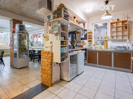 Prodej komerčního objektu, jiný, 220 m²