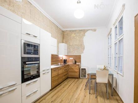 Prodej bytu, 2+1, 100 m²