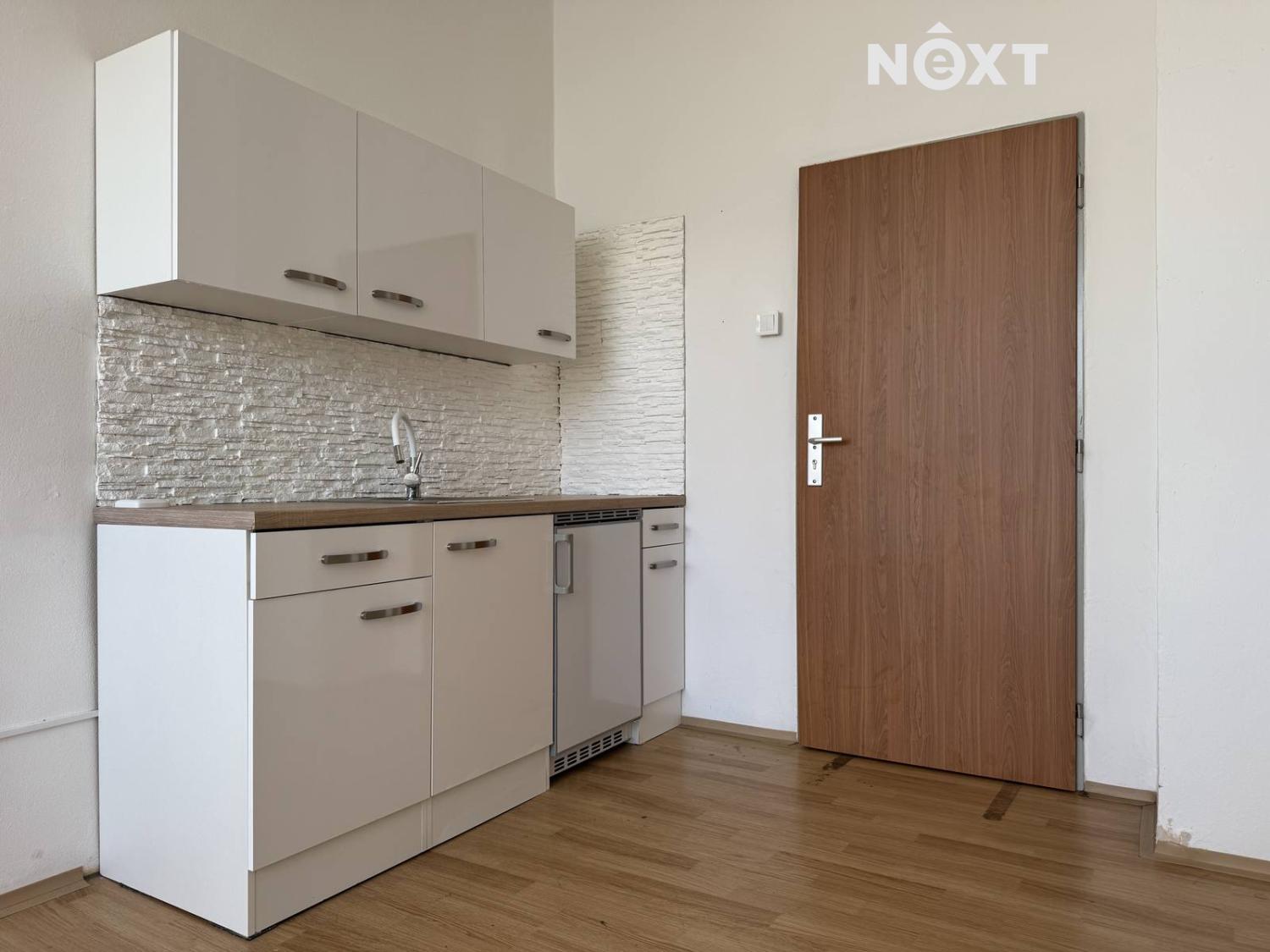 Pronájem komerční Kanceláře, 18㎡