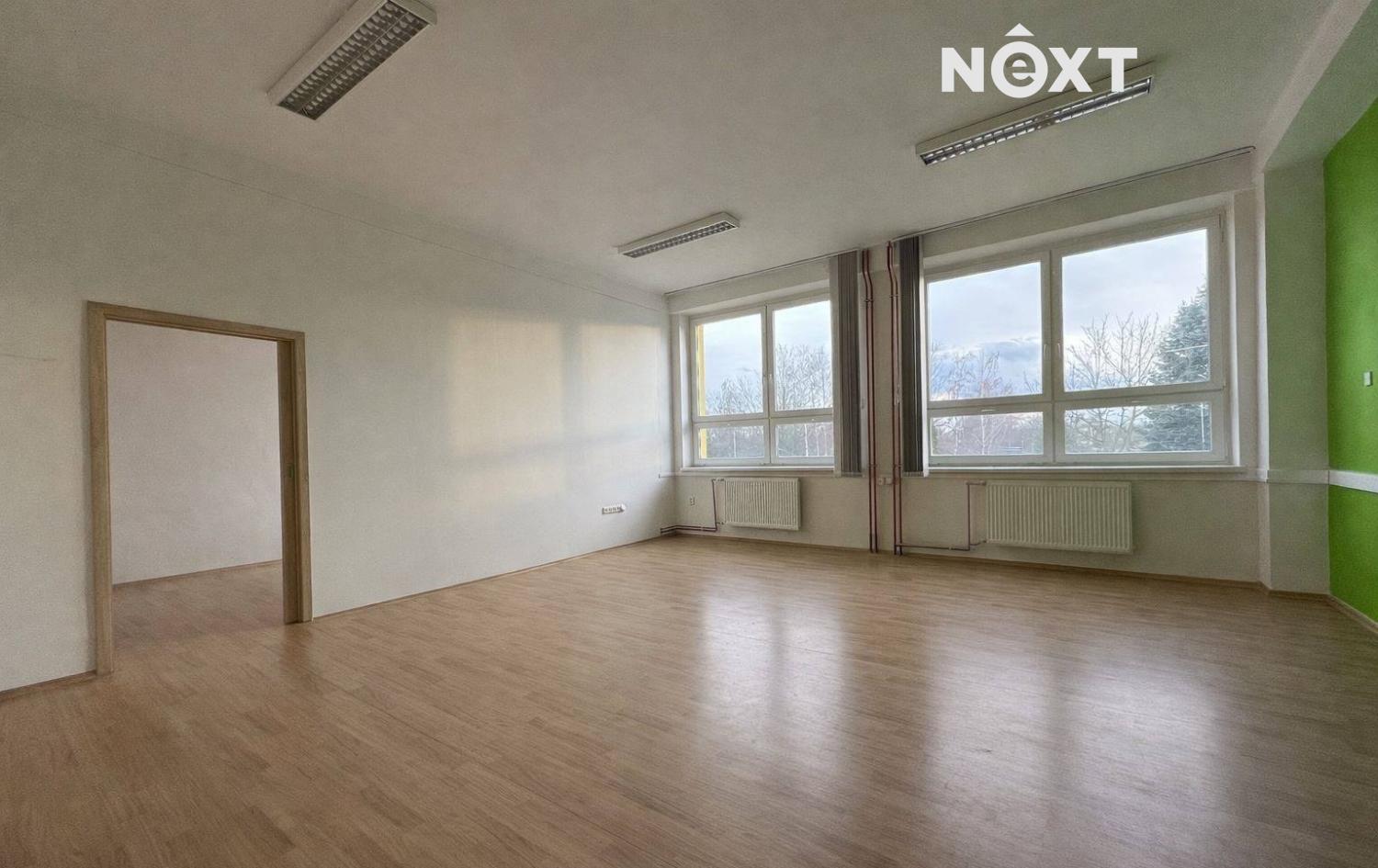 Pronájem komerční Kanceláře, 55㎡