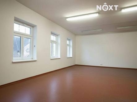 Pronájem komerčního objektu, sklad, 1 454 m²