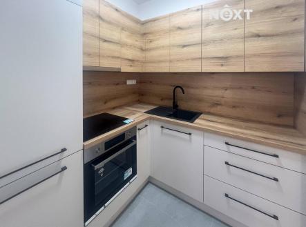 Pronájem bytu, 2+1, 42 m²