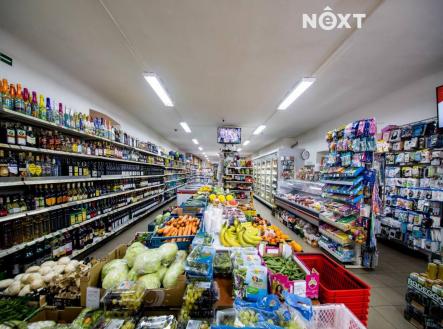 Prodej komerčního objektu, obchodní centrum, 828 m²