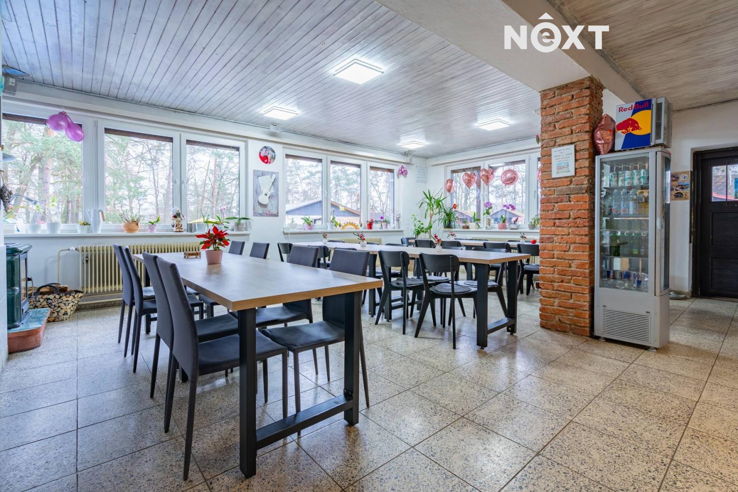 Prodej komerční Restaurace, 220㎡