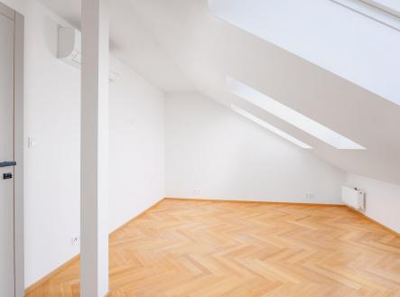 Prodej bytu, 2+kk, 63 m²