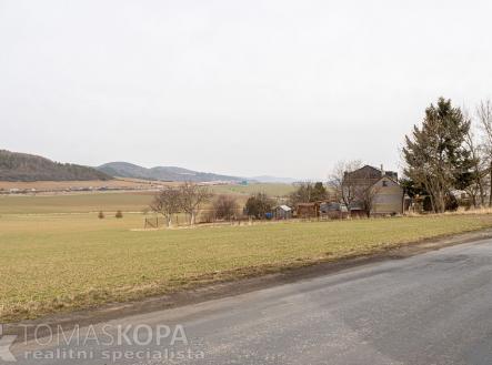 Prodej pozemku pro bydlení, 3 703 m²