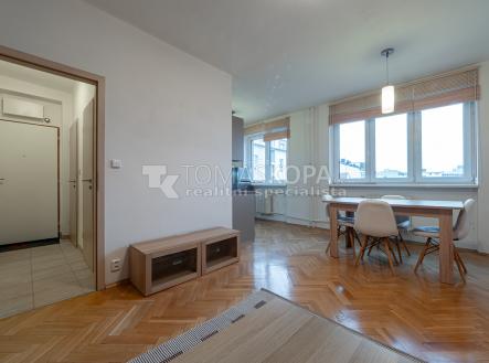 Pronájem bytu, 2+kk, 43 m²