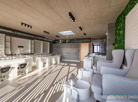 Pronájem obchodní prostor, 72 m²