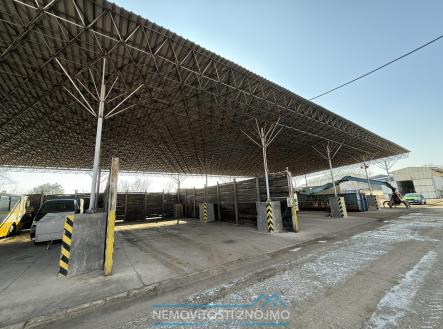 Pronájem komerčního objektu, jiný, 165 m²