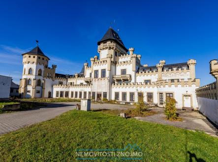 Prodej hotel, 1 550 m²