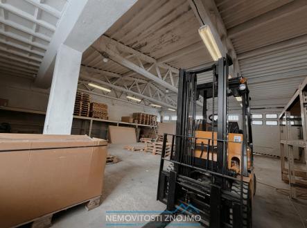 Pronájem výrobní prostor, 496 m²