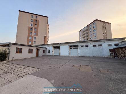 Pronájem výrobní prostor, 496 m²
