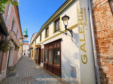 Pronájem komerčního objektu, jiný, 100 m²