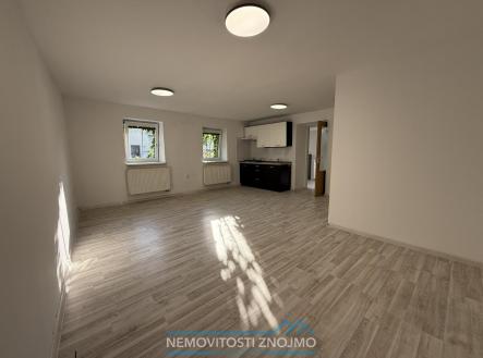 Pronájem kanceláře, 35 m²