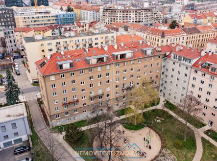 Pronájem bytu, 3+1, 82,6 m²