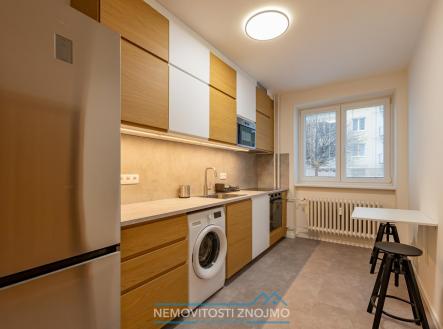 Pronájem bytu, 3+1, 82,6 m²