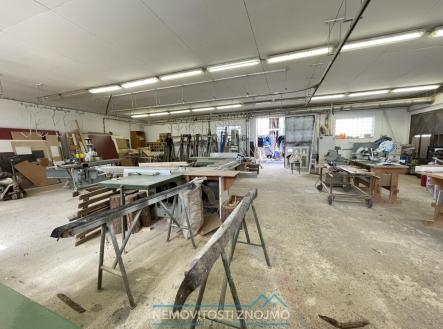 Pronájem výrobní prostor, 360 m²